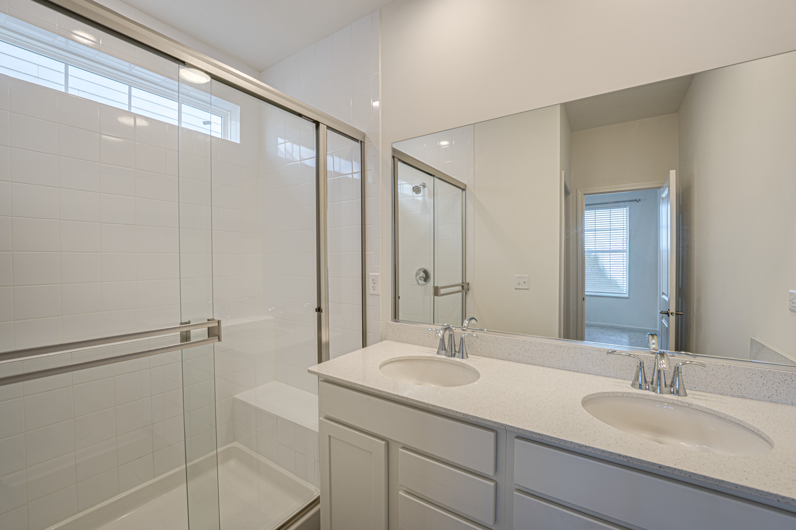 2939 Showplace Drive Property Photo 24
