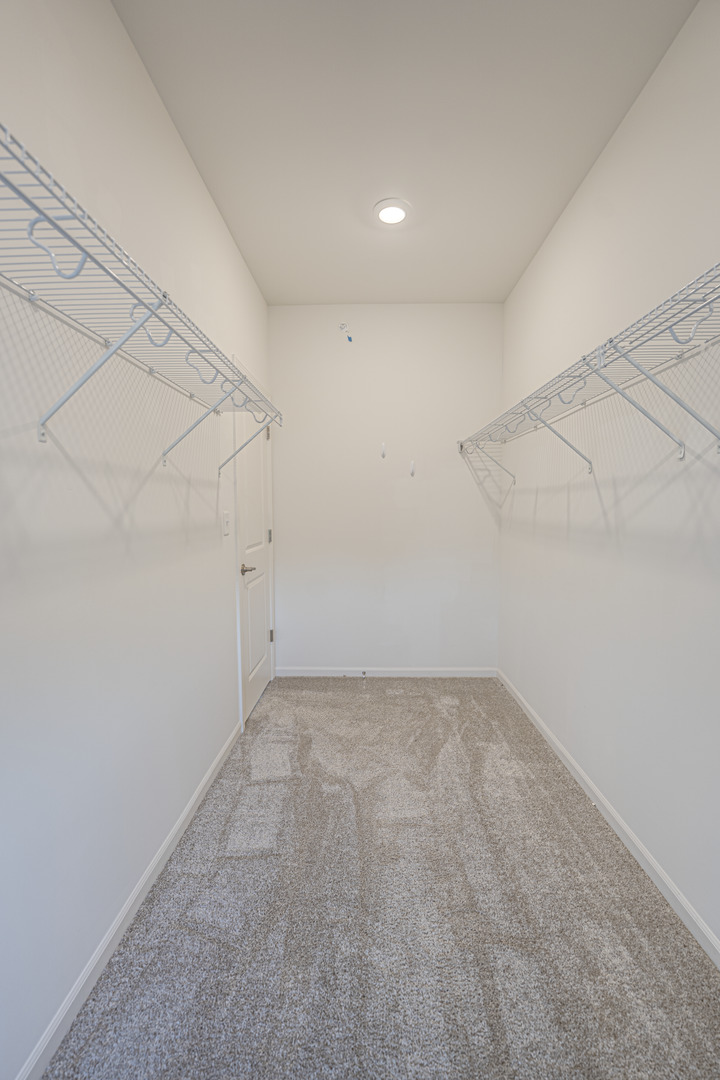 2939 Showplace Drive Property Photo 27