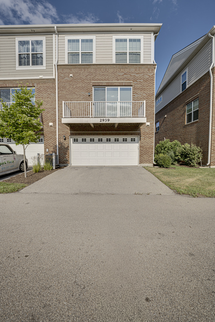 2939 Showplace Drive Property Photo 29