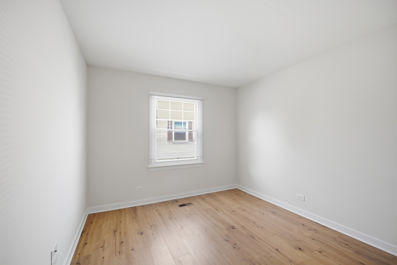 339 Farmington Lane Property Photo 8
