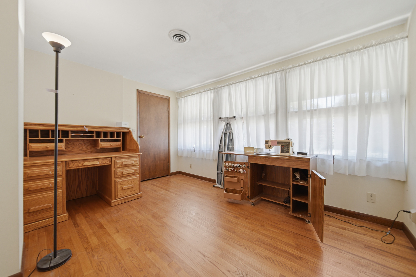15721 Lakeside Drive Property Photo 25