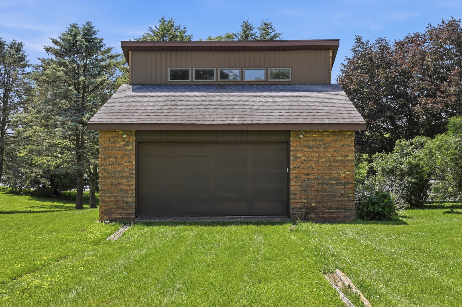 15721 Lakeside Drive Property Photo 34
