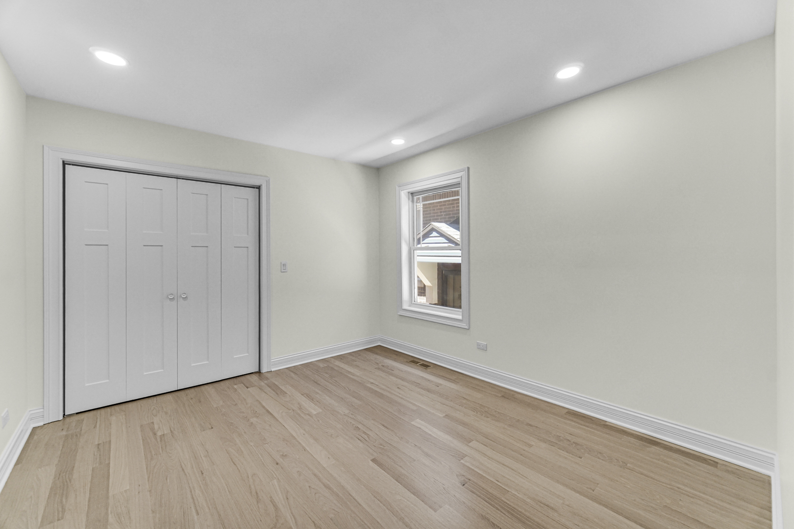 6341 N Campbell Avenue Property Photo 16