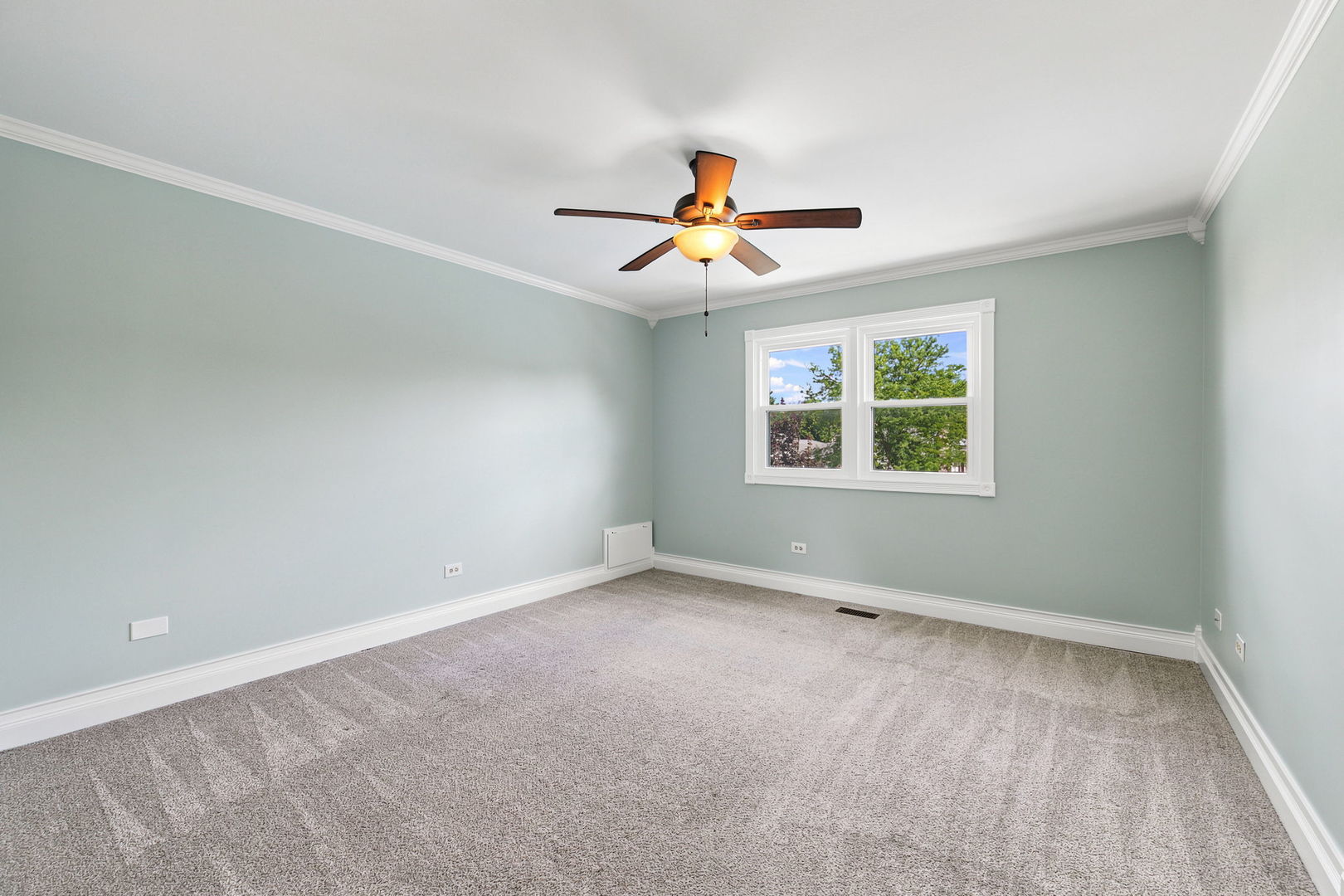 2925 Somme Street Property Photo 27