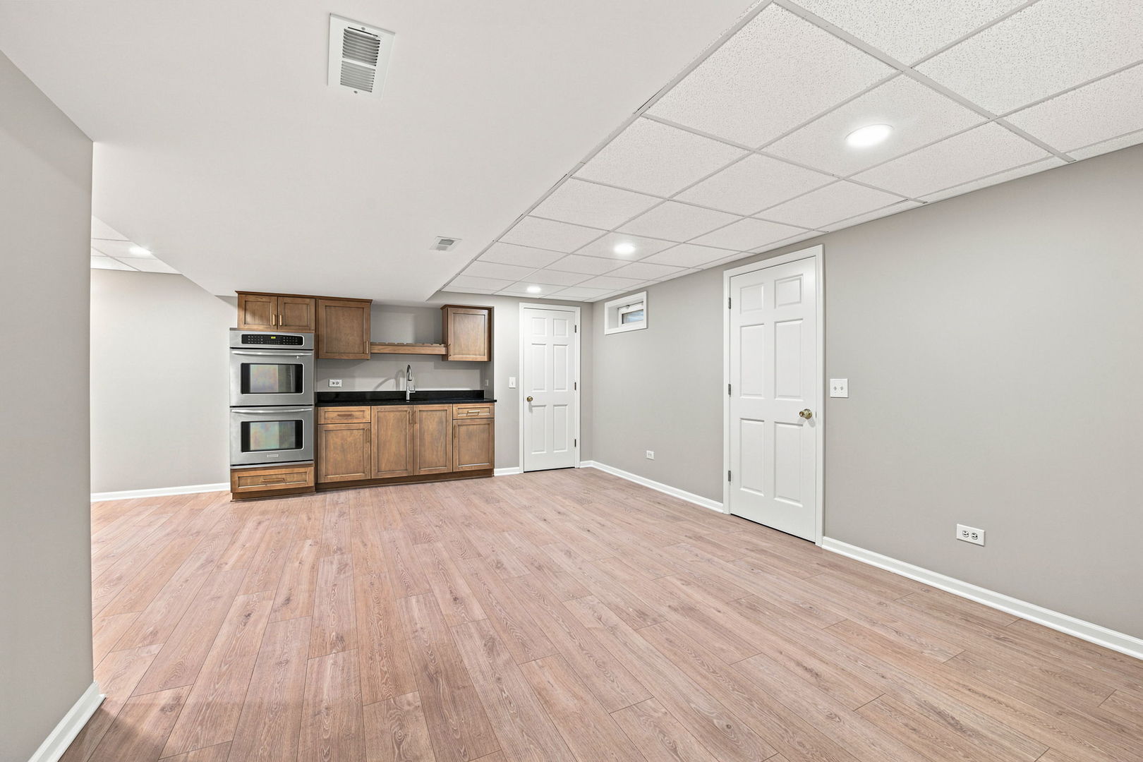 2925 Somme Street Property Photo 34