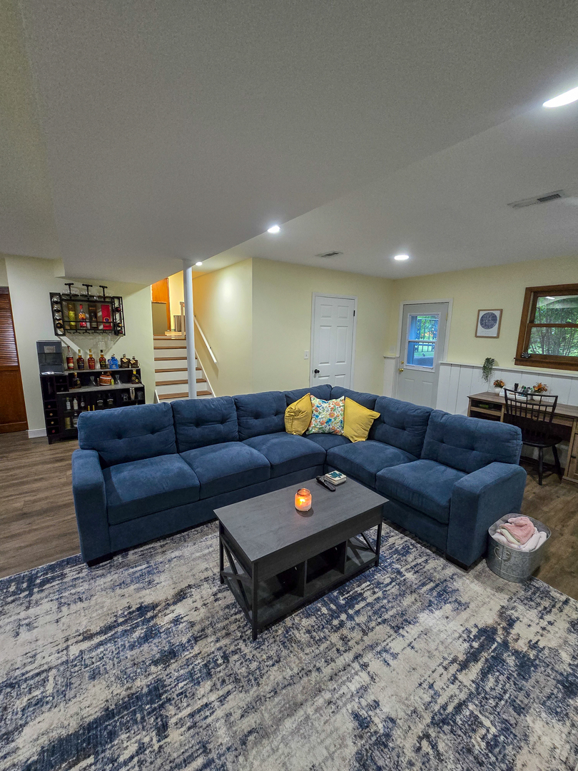 15821 S River Road Property Photo 18