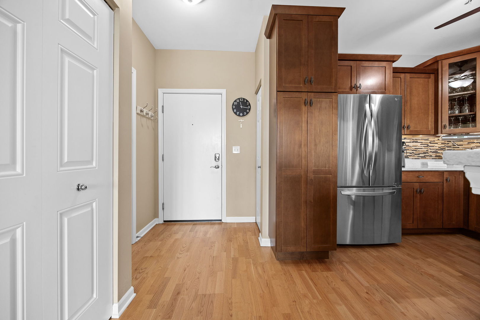 935 Burlington Avenue 309 Property Photo 2