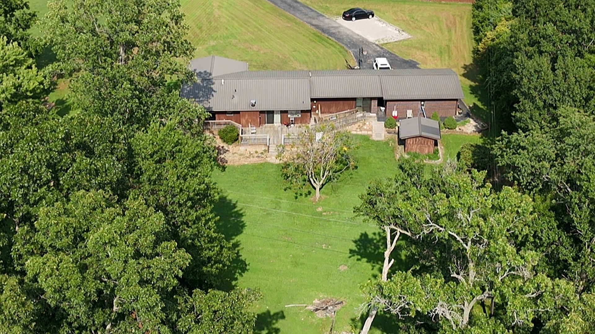 8 Lakedale Drive Property Photo 4