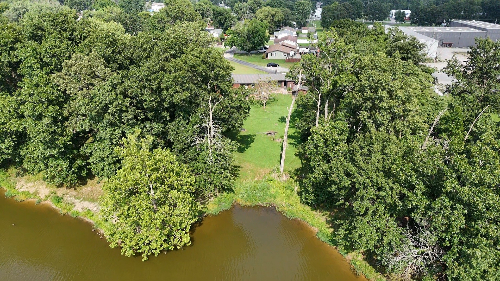 8 Lakedale Drive Property Photo 6