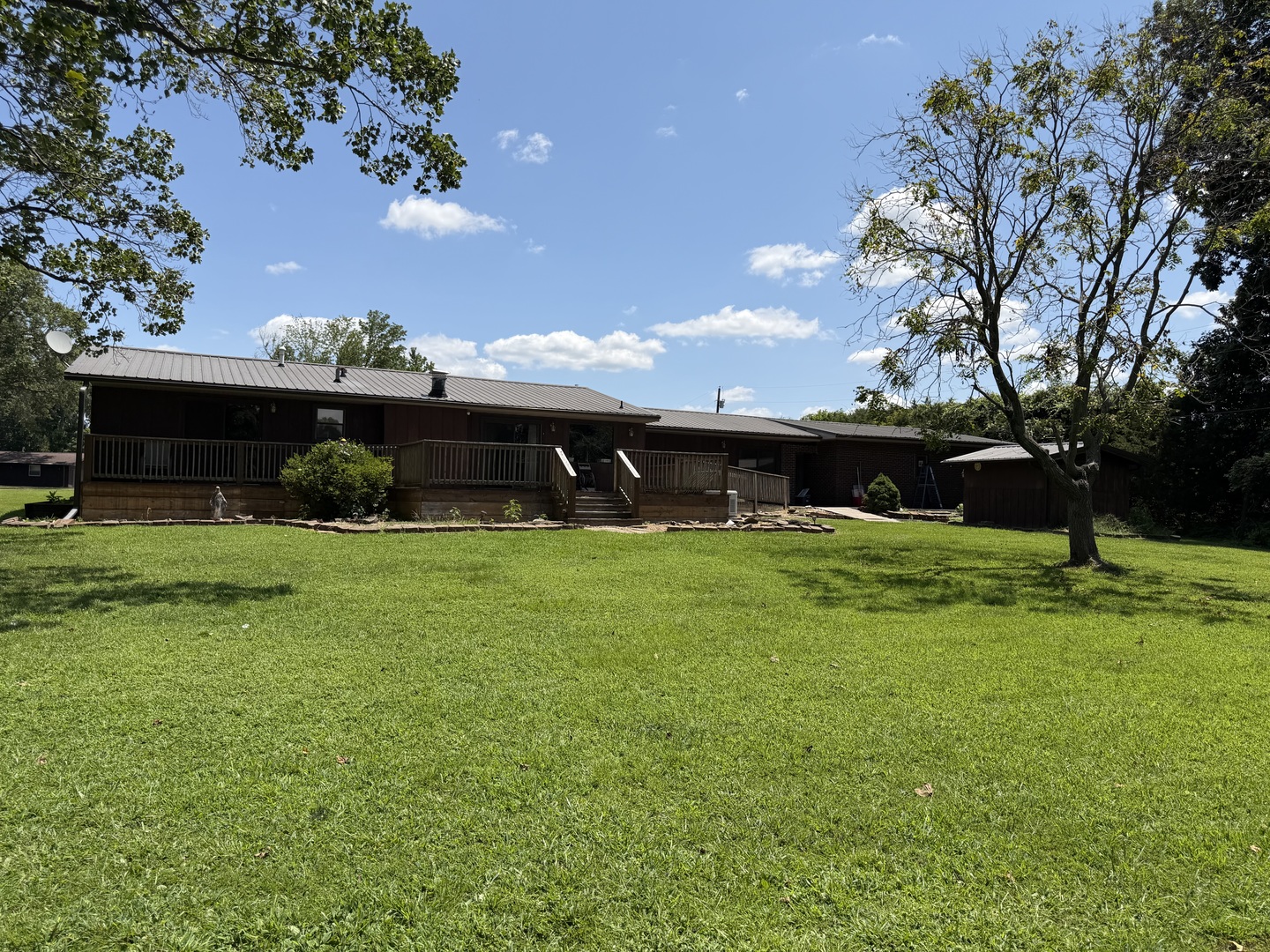 8 Lakedale Drive Property Photo 32