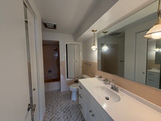 401 S Grove Avenue 3a Property Photo 4