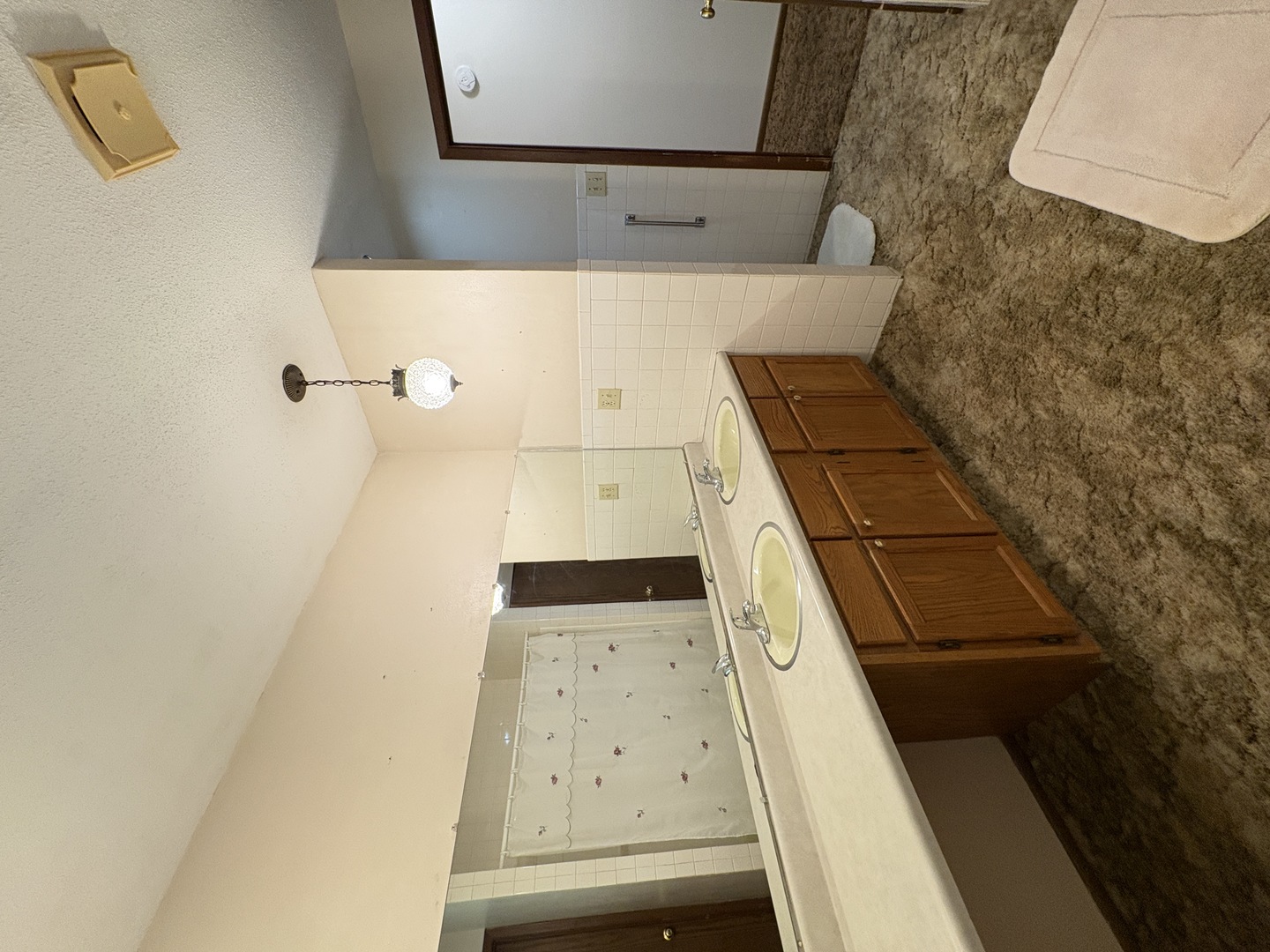 205 N Poplar Street Property Photo 17