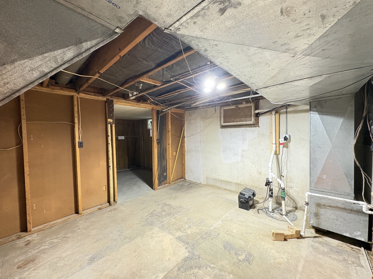 205 N Poplar Street Property Photo 34