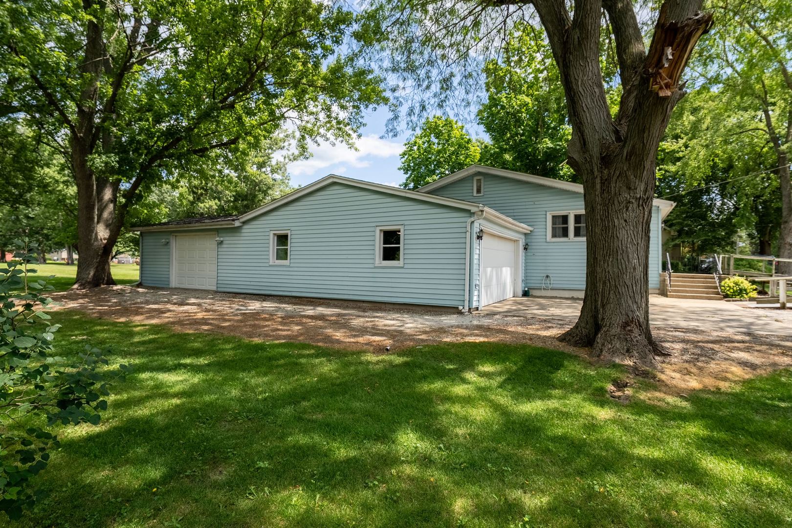 1426 E Morrell Street Property Photo 2