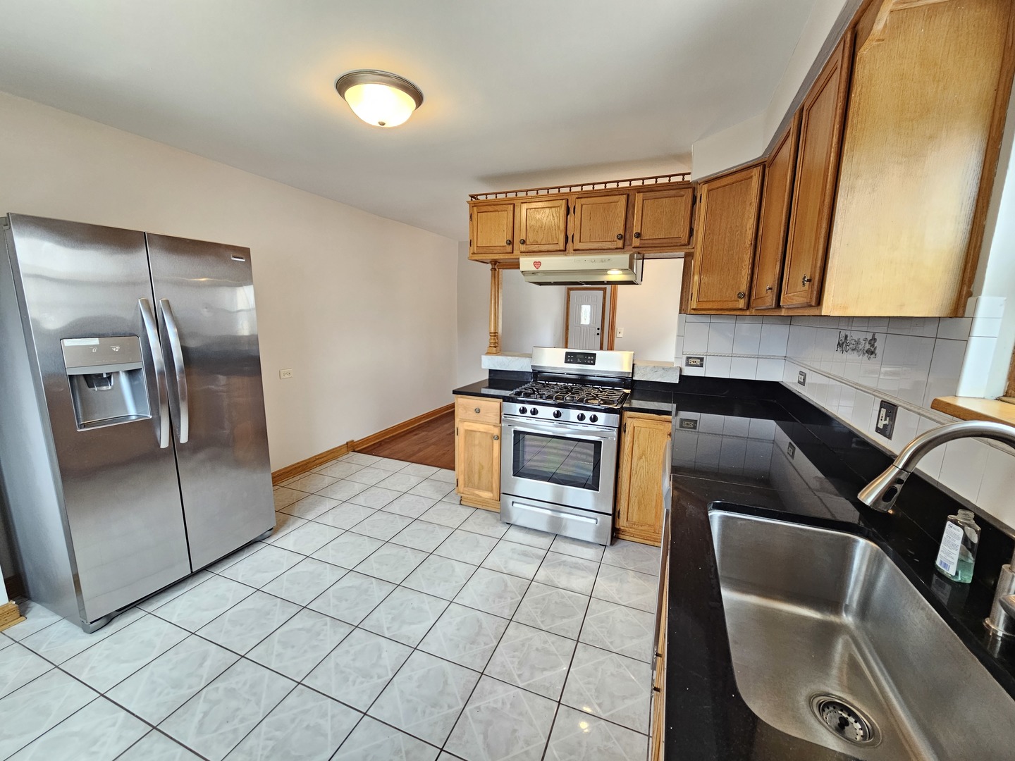 4236 N Odell Avenue Property Photo 5