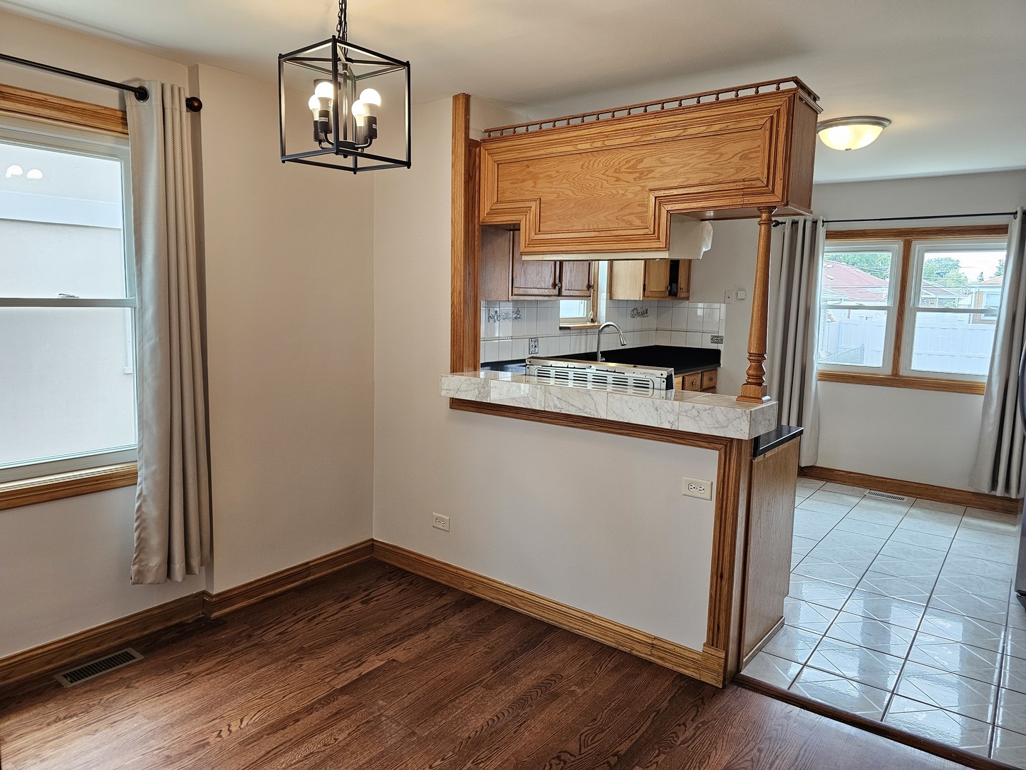 4236 N Odell Avenue Property Photo 6