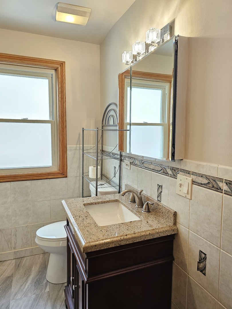 4236 N Odell Avenue Property Photo 13