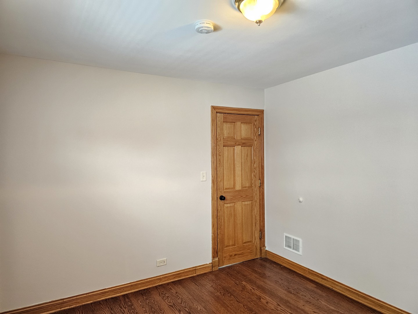 4236 N Odell Avenue Property Photo 17