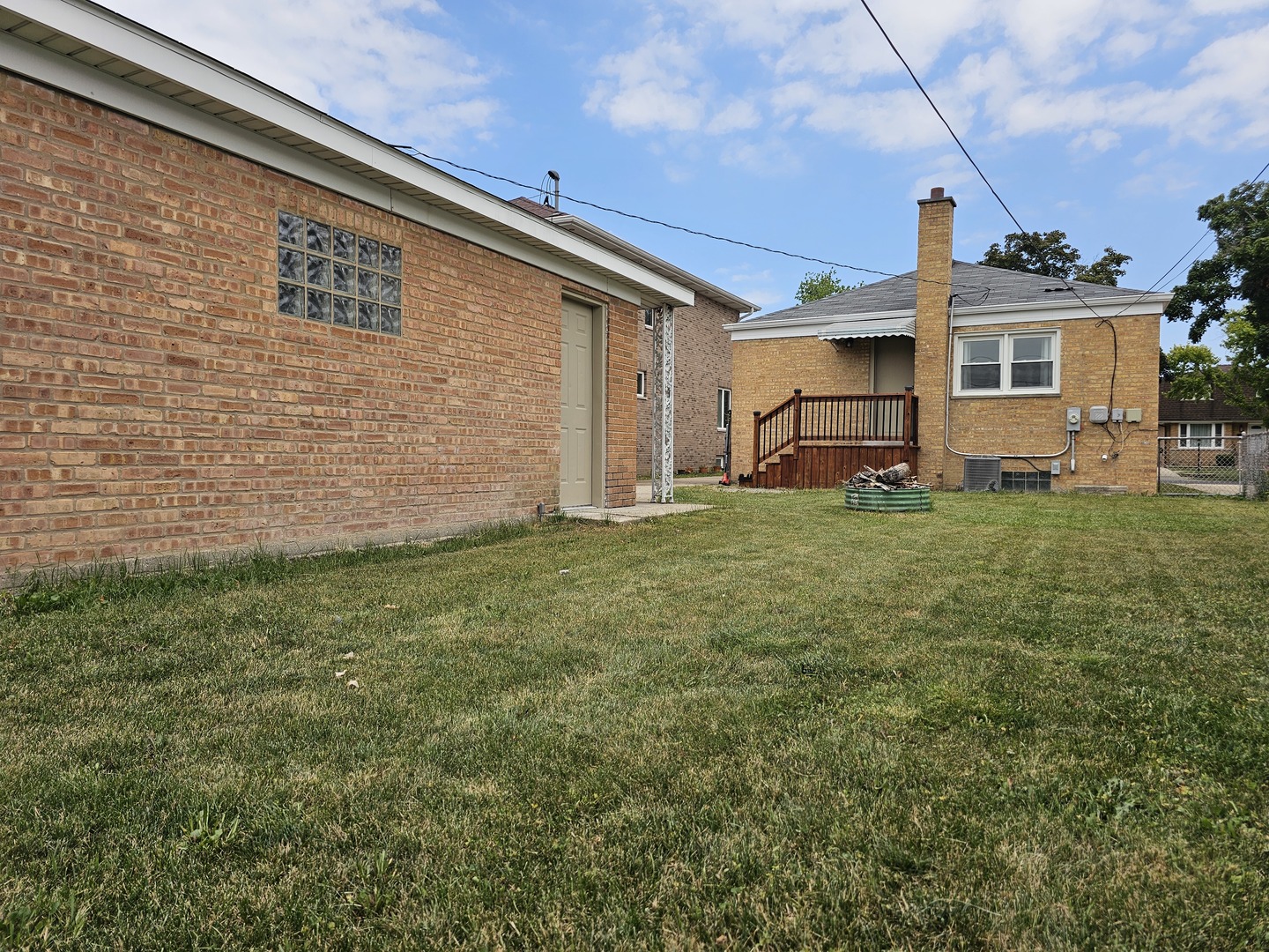 4236 N Odell Avenue Property Photo 20
