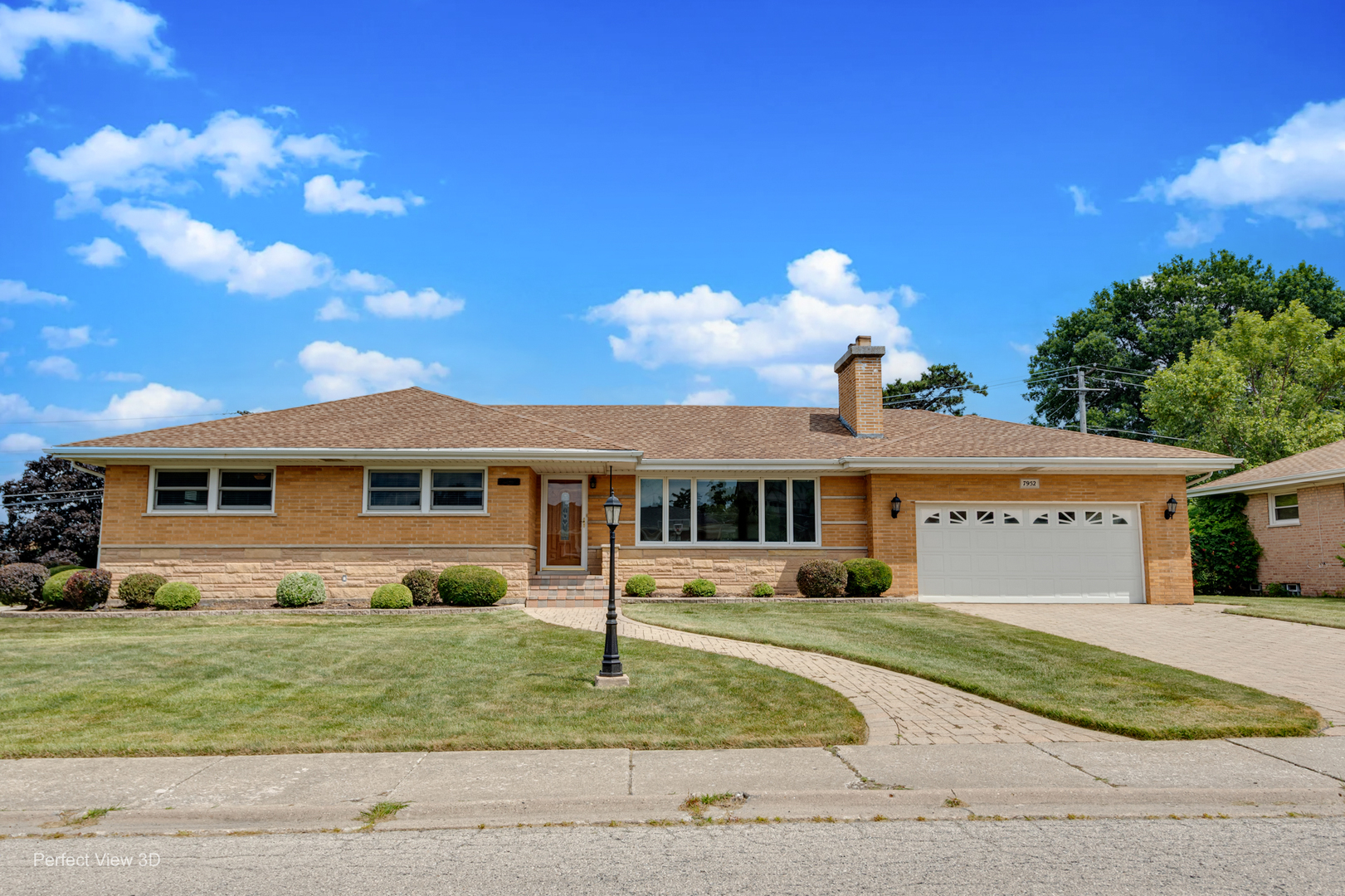 7952 Balmoral Avenue Property Photo 1