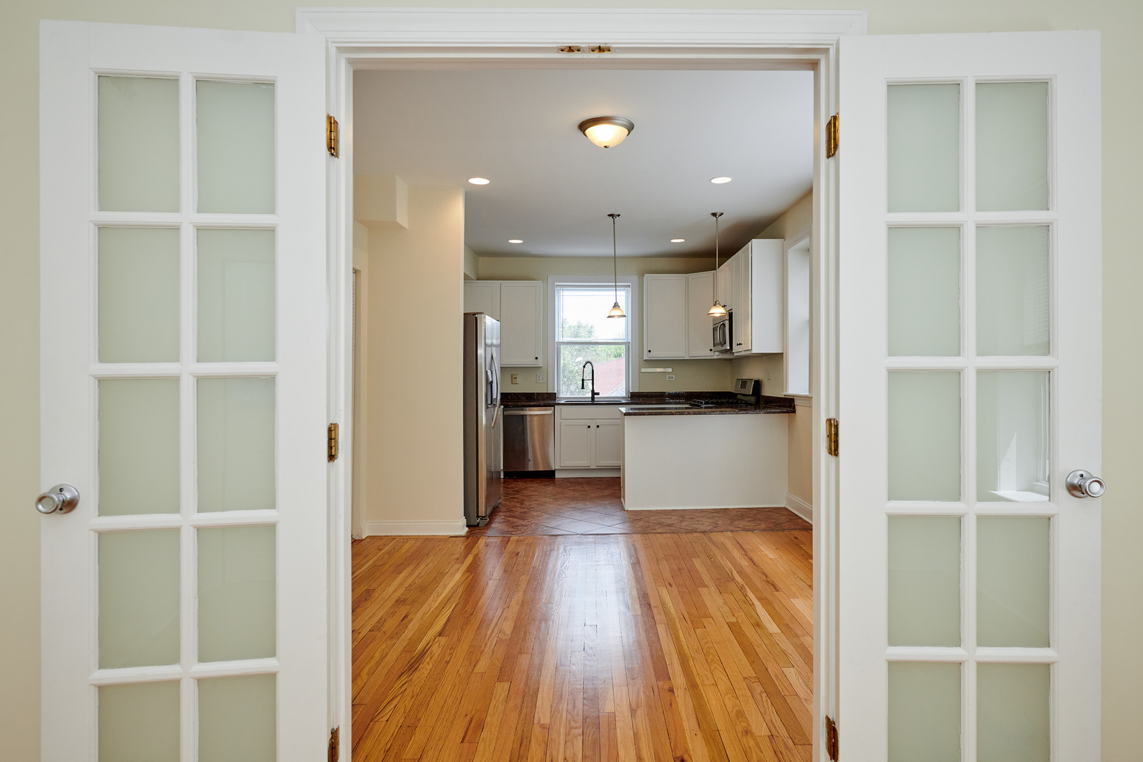7209 N Damen Avenue 3 Property Photo 23