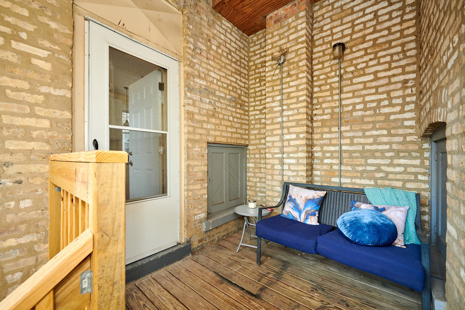 7209 N Damen Avenue 3 Property Photo 32