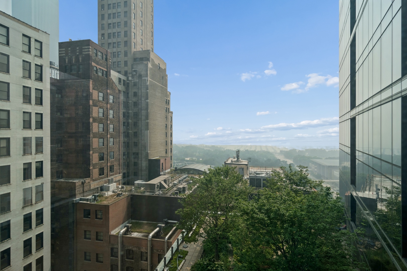 60 E Monroe Street 1807 Property Photo 12