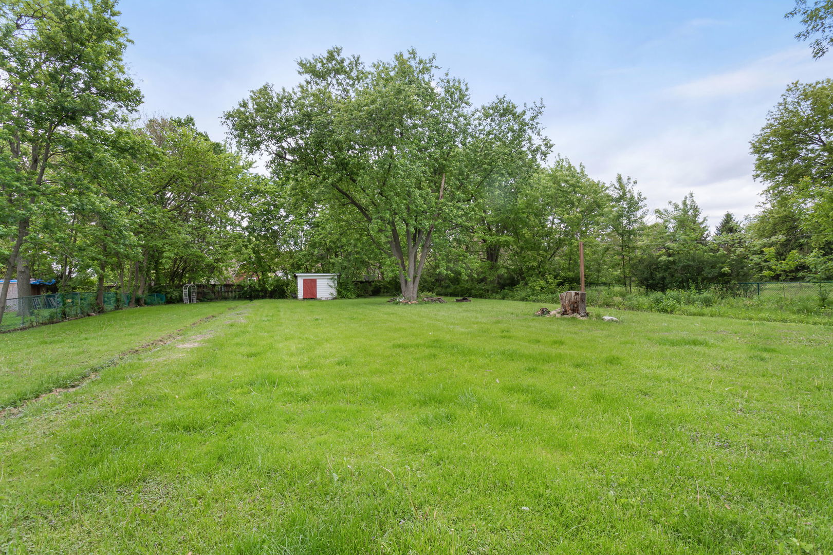 18830 Wolf Road Property Photo 10
