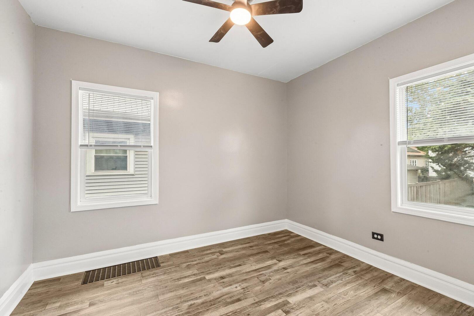 4163 E Eberly Avenue Property Photo 13