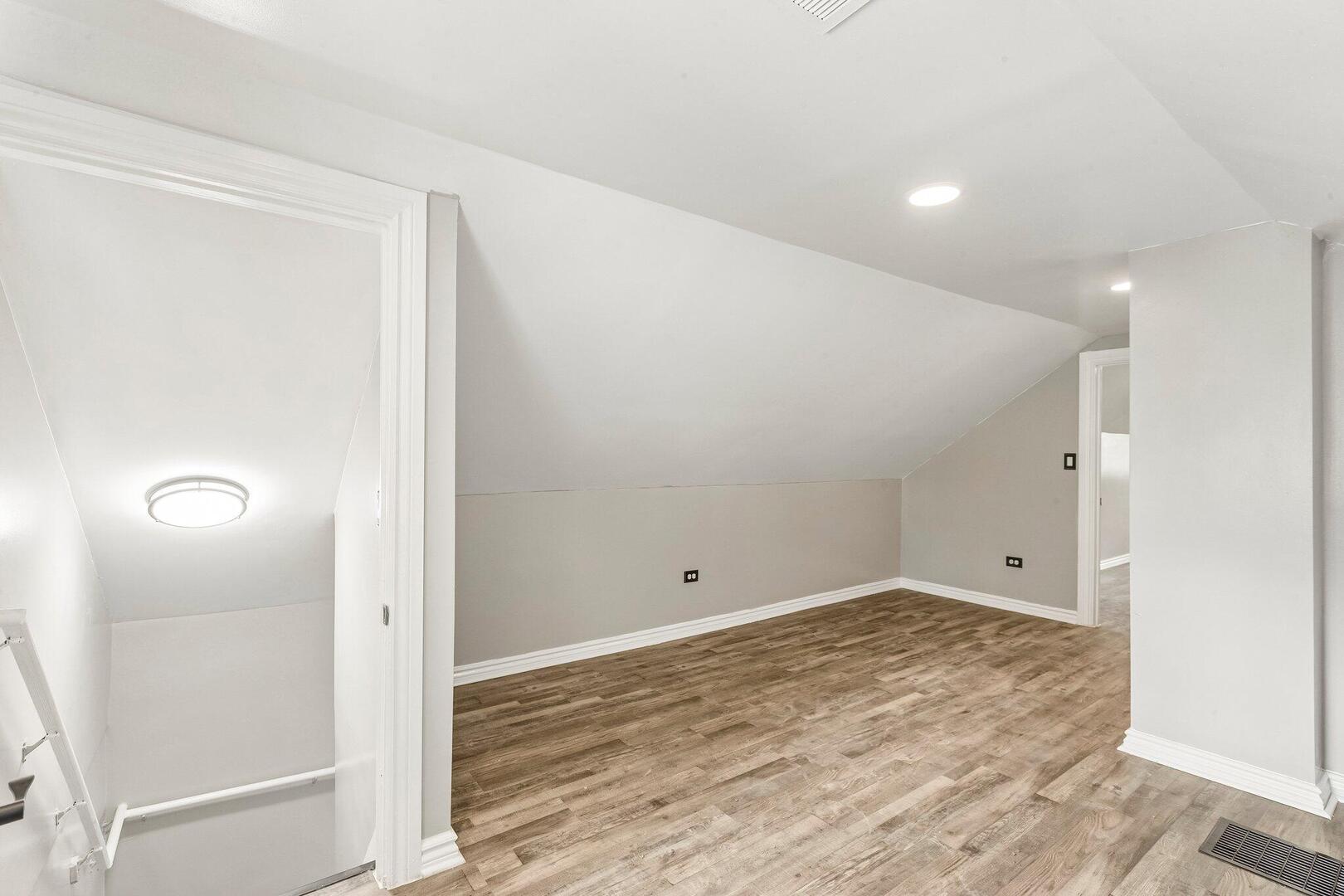 4163 E Eberly Avenue Property Photo 22