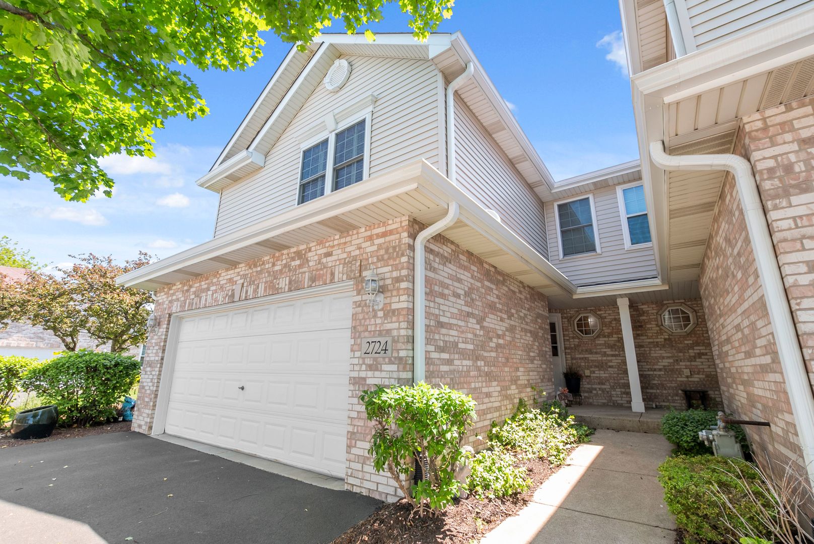 2724 Schooner Drive Property Photo 1