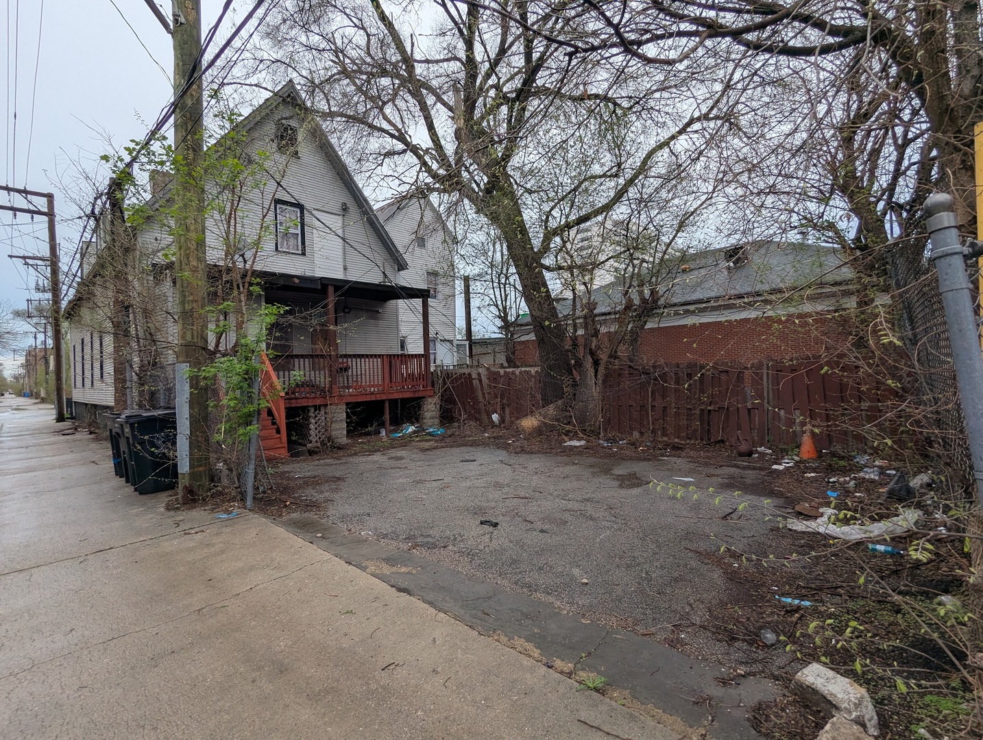 143 W 71st Street Property Photo 3