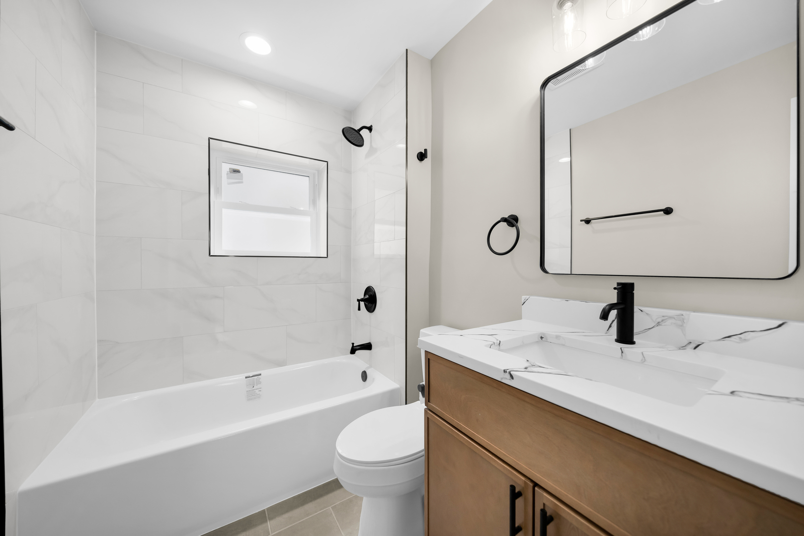 3052 N Major Avenue Property Photo 17