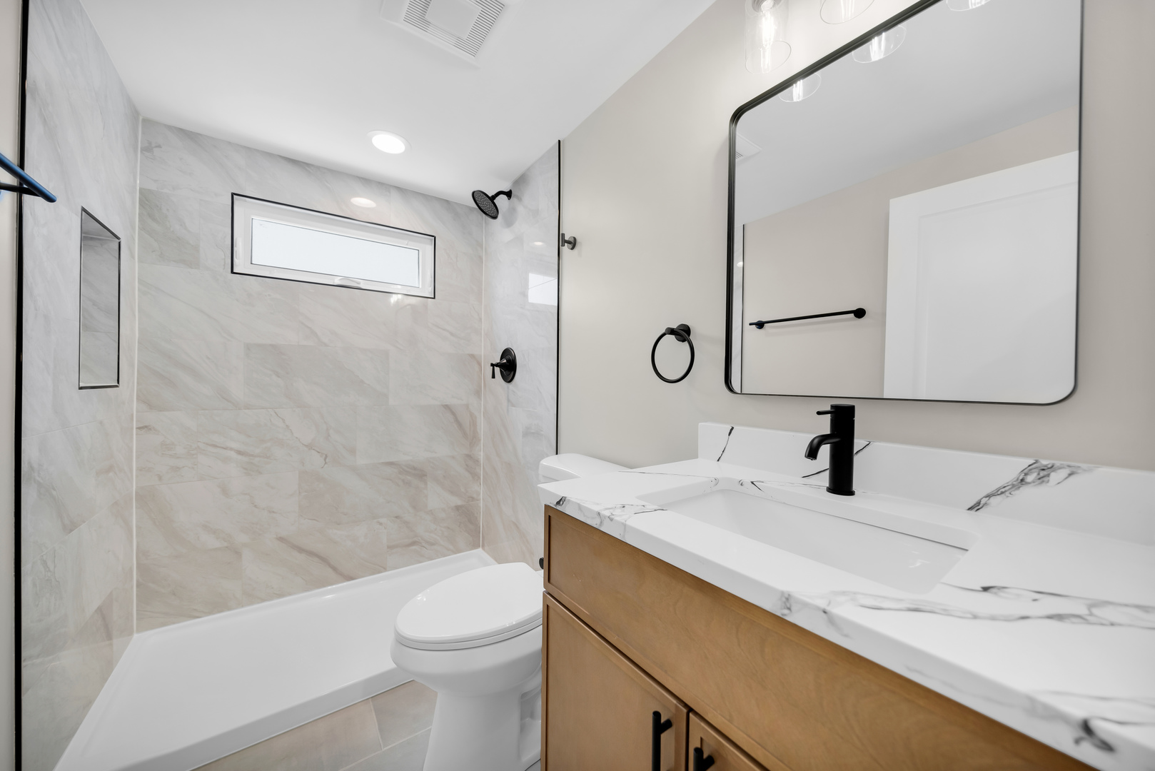 3052 N Major Avenue Property Photo 27