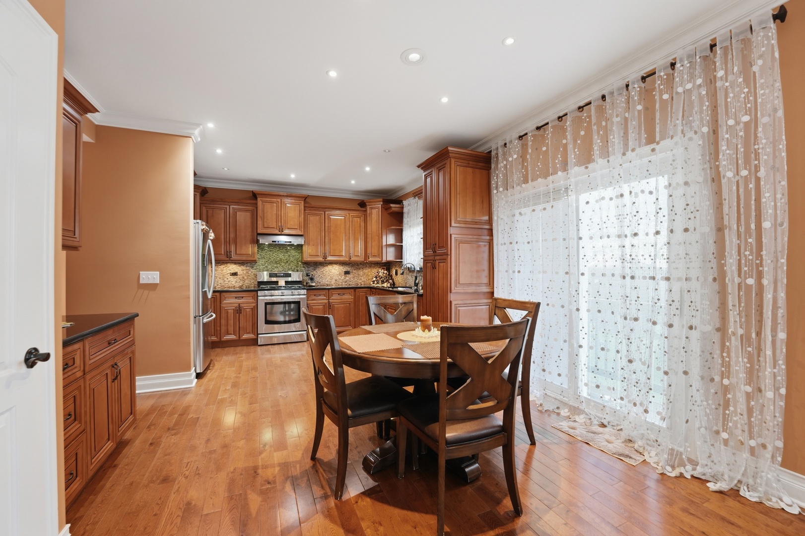 1065 Rosefield Lane Property Photo 11