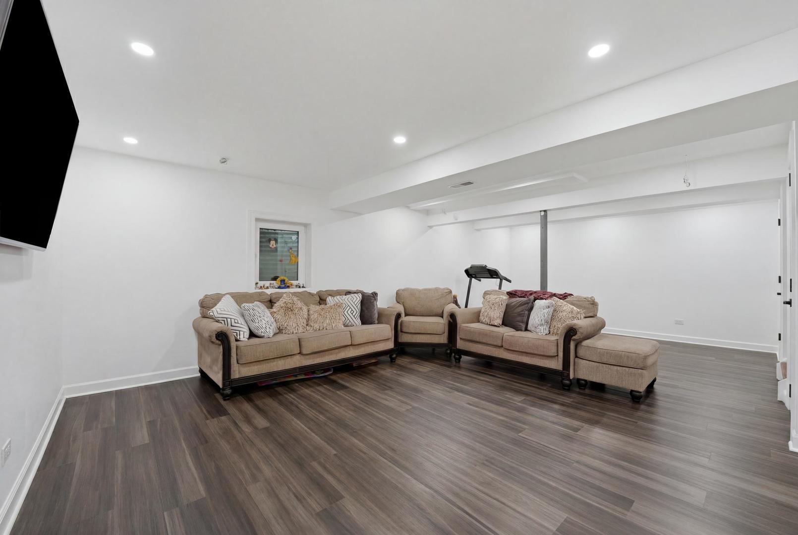 1065 Rosefield Lane Property Photo 33