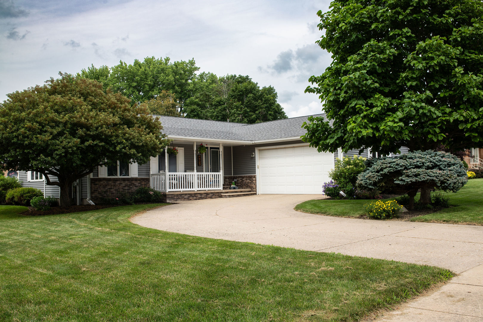 402 Kilmer Street Property Photo 1