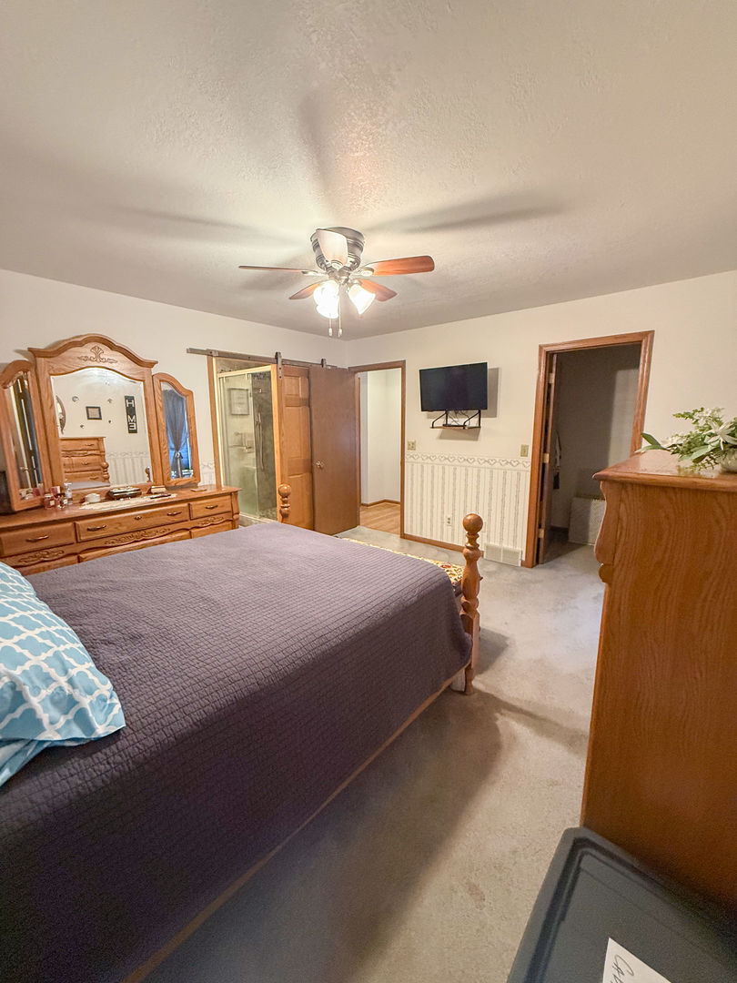 402 Kilmer Street Property Photo 11