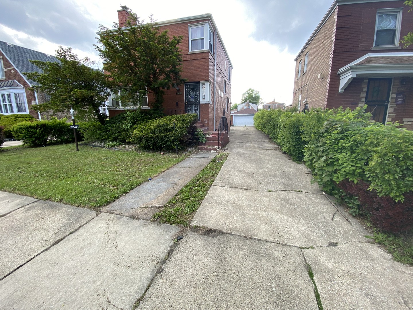 10508 S Forest Avenue Property Photo 1