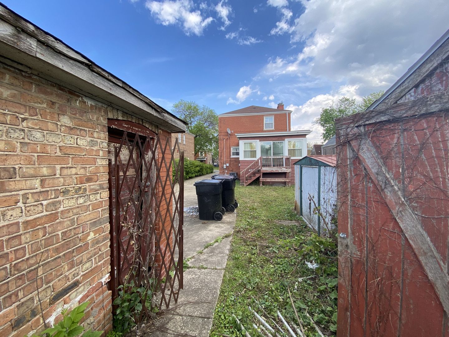 10508 S Forest Avenue Property Photo 20