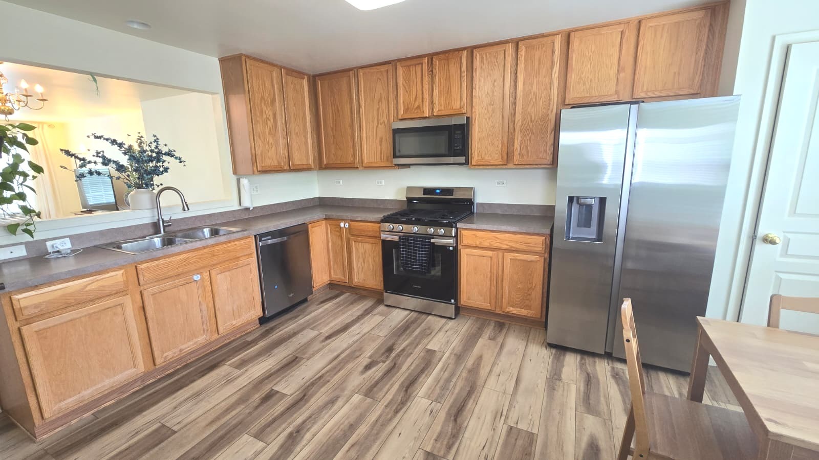 484 Belvedere Lane Property Photo 8