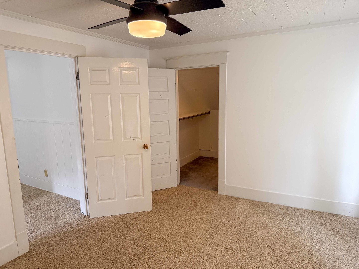 506 N Webster Street Property Photo 23