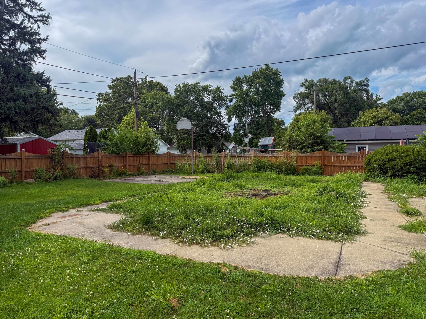 506 N Webster Street Property Photo 35