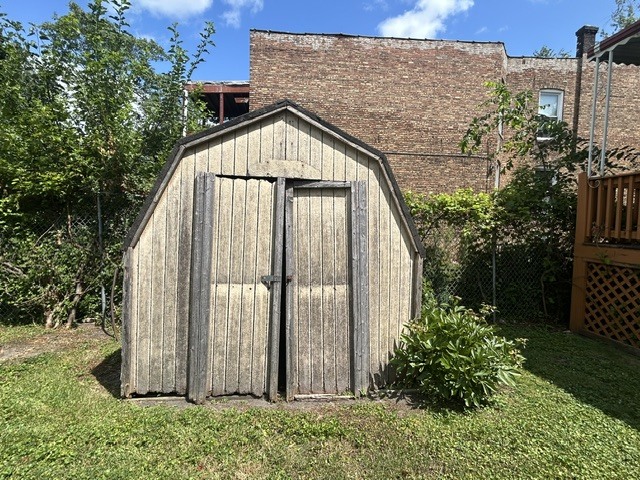 7018 S Calumet Avenue Property Photo 5