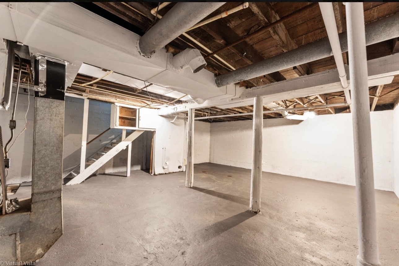 233 Oakwood Avenue Property Photo 8