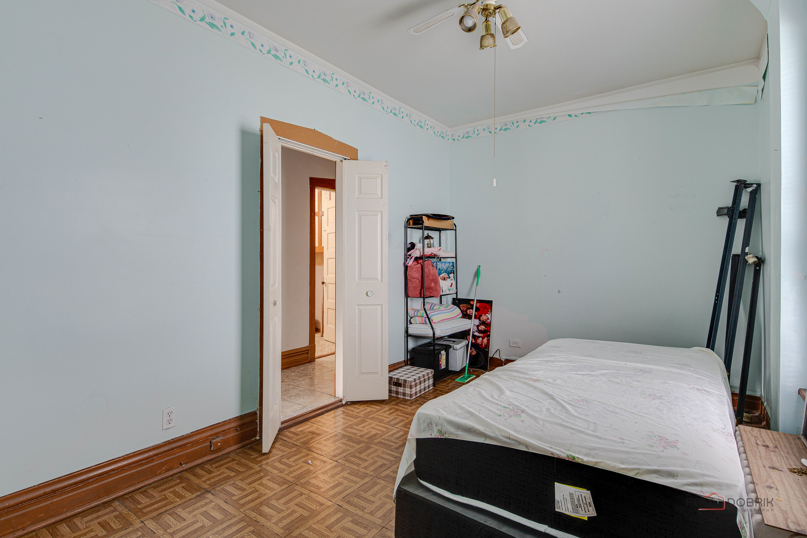 2051 N Kilbourn Avenue Property Photo 6