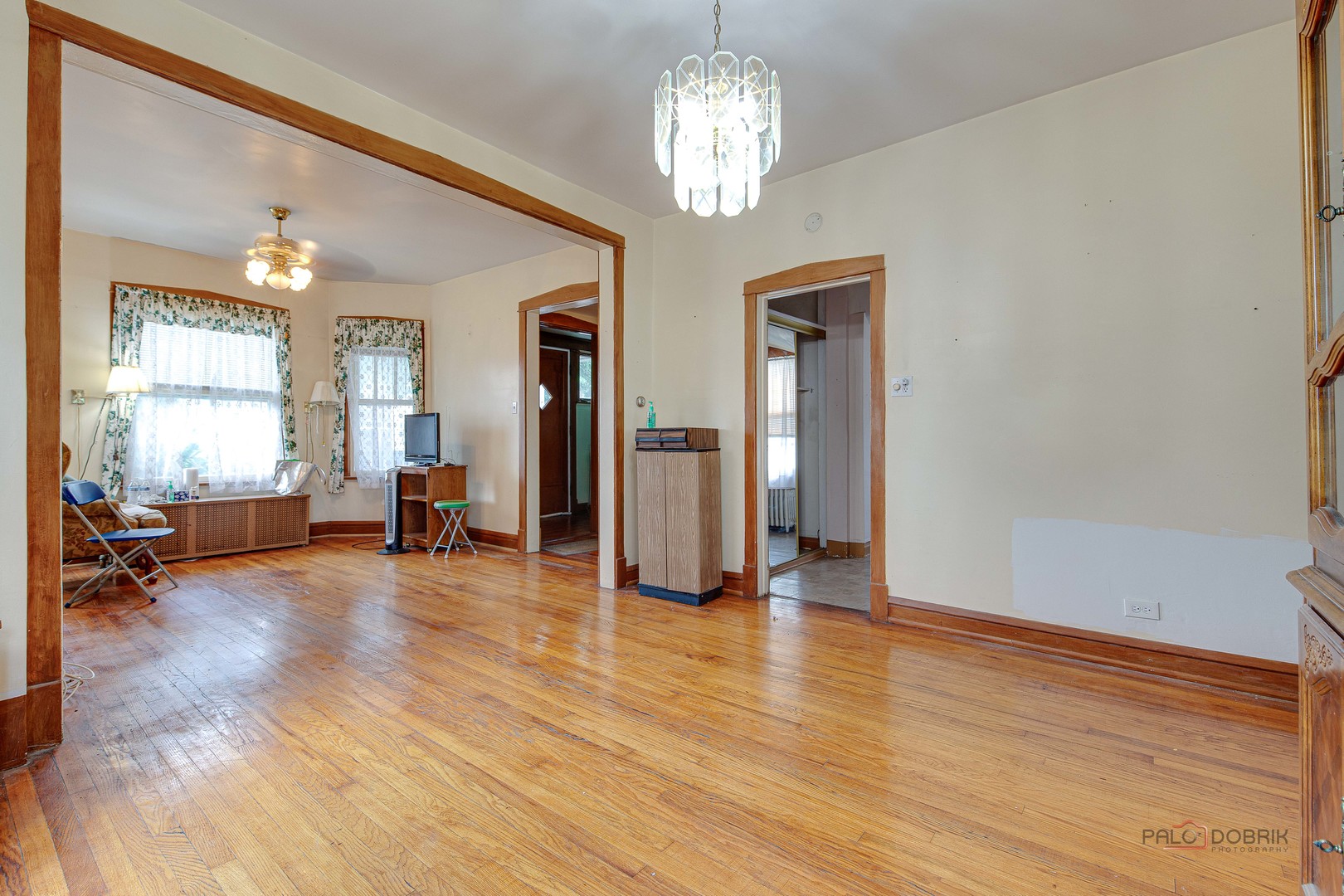 2051 N Kilbourn Avenue Property Photo 10