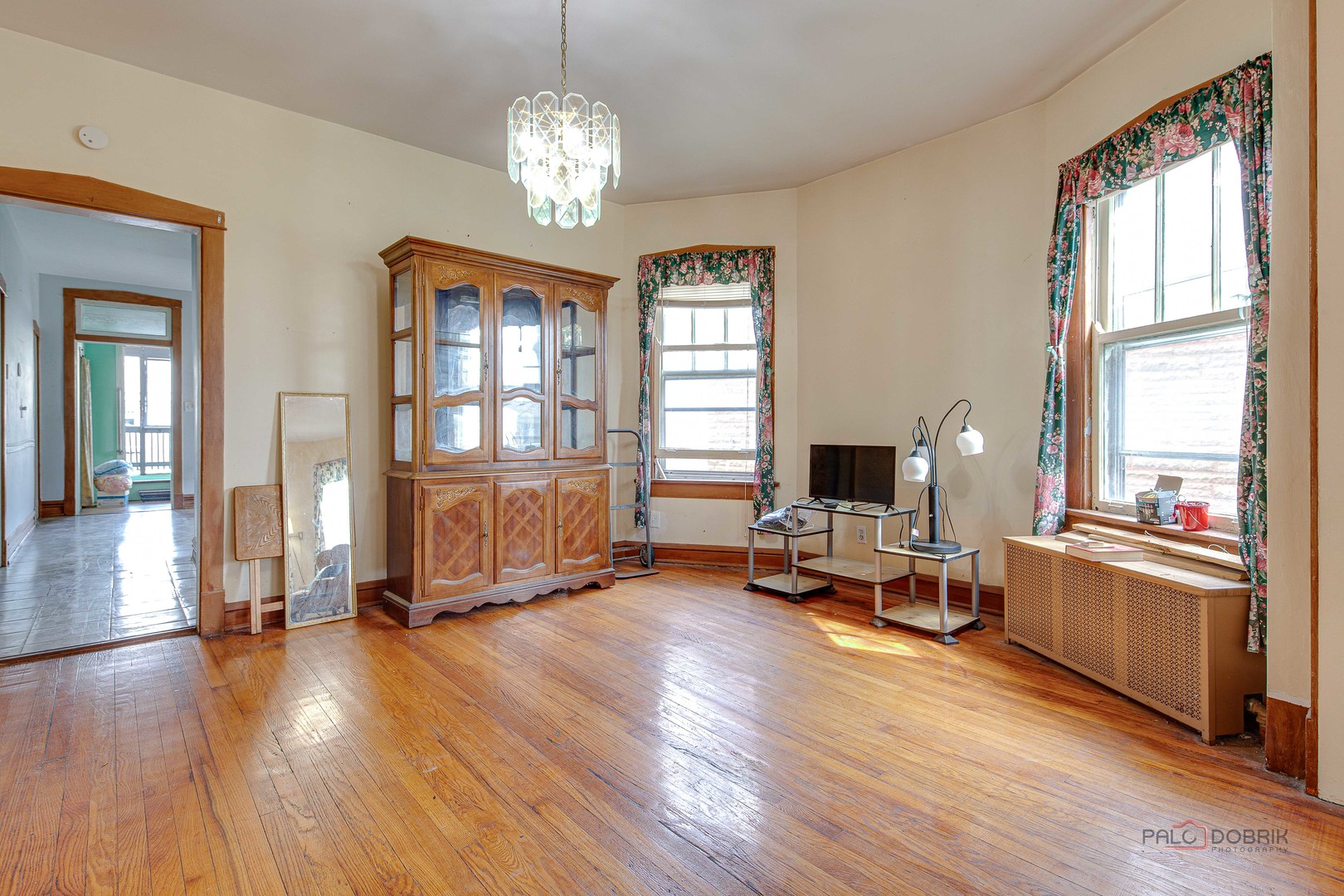 2051 N Kilbourn Avenue Property Photo 11