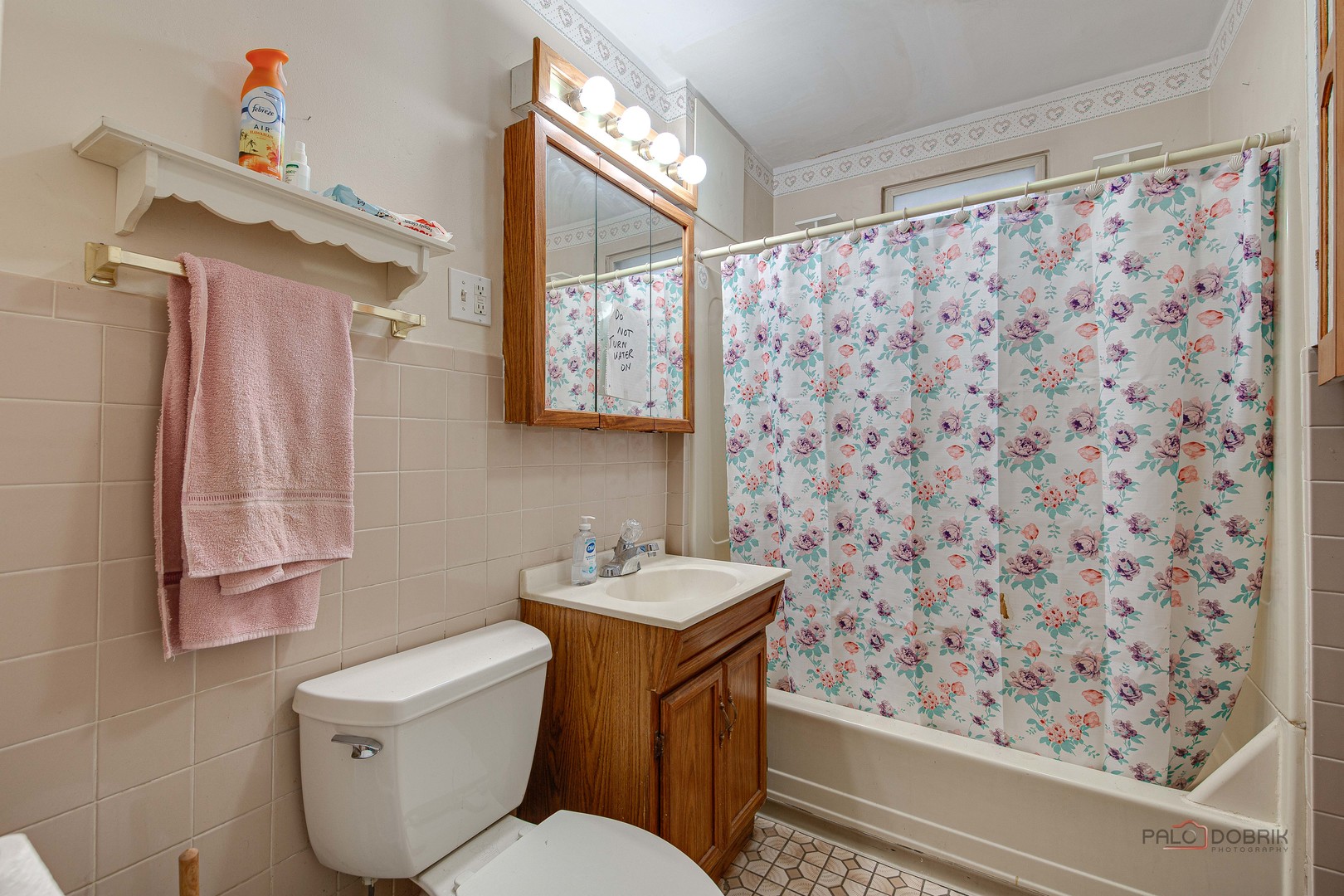 2051 N Kilbourn Avenue Property Photo 13