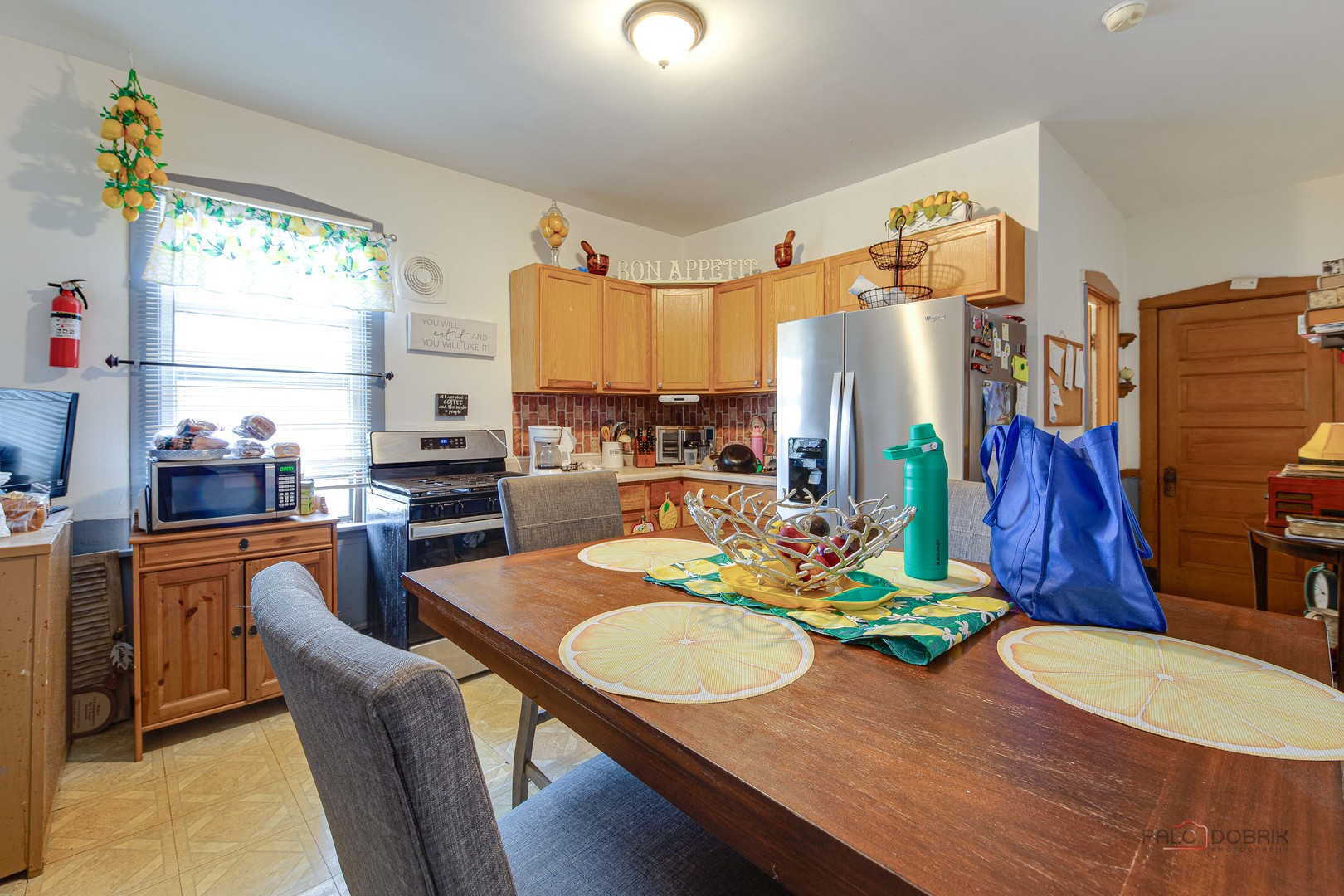 2051 N Kilbourn Avenue Property Photo 26